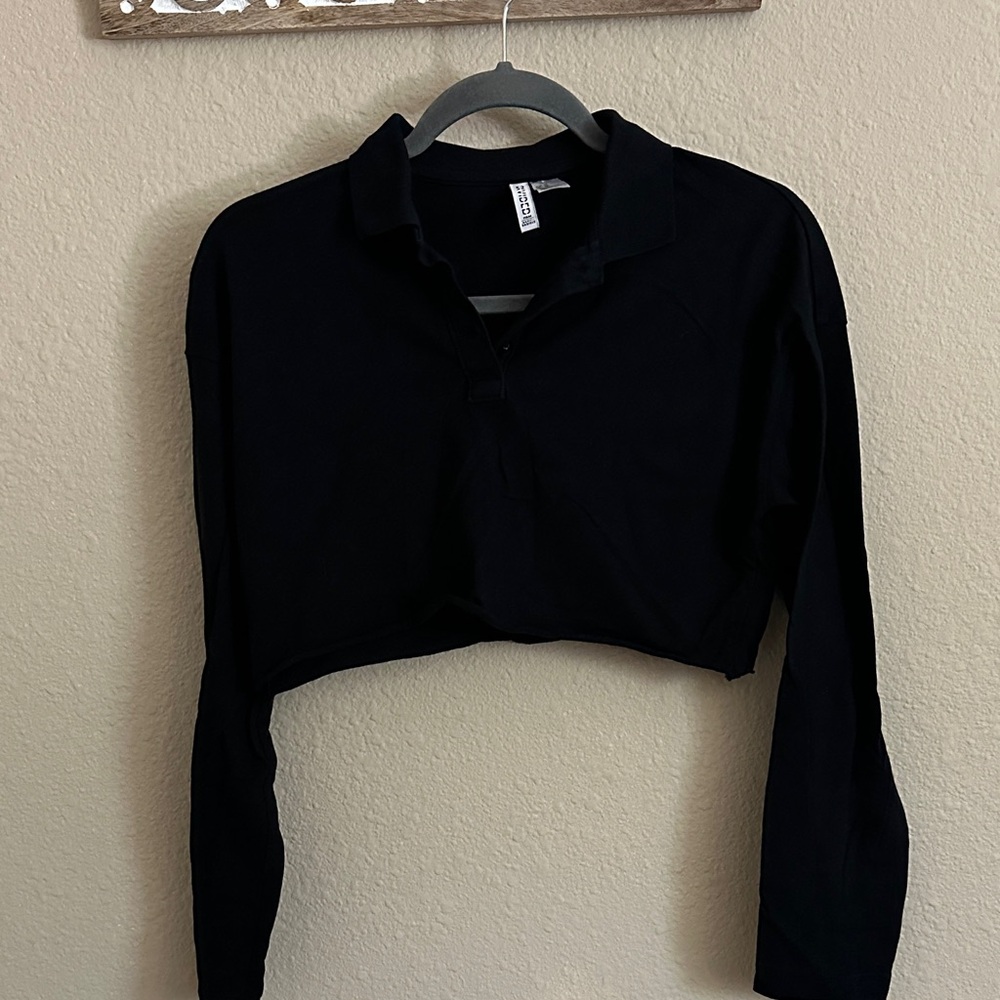 H&M Black Long Sleeve Crop Top